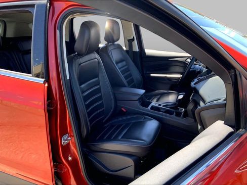 Used 2019 Ford Escape SEL AWD/4WD image 8