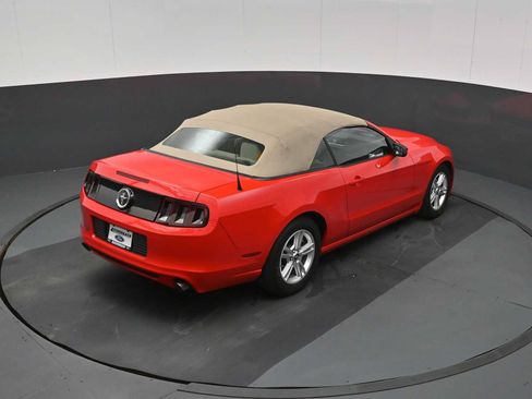 Used 2014 Ford Mustang Convertible w/ Equipment Group 102A RWD image 28