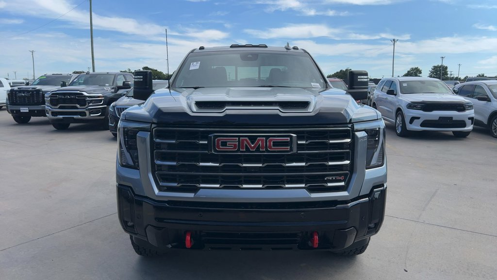 Used 2025 GMC Sierra 3500 AT4 w/ AT4 Premium Plus Package AWD/4WD image 23