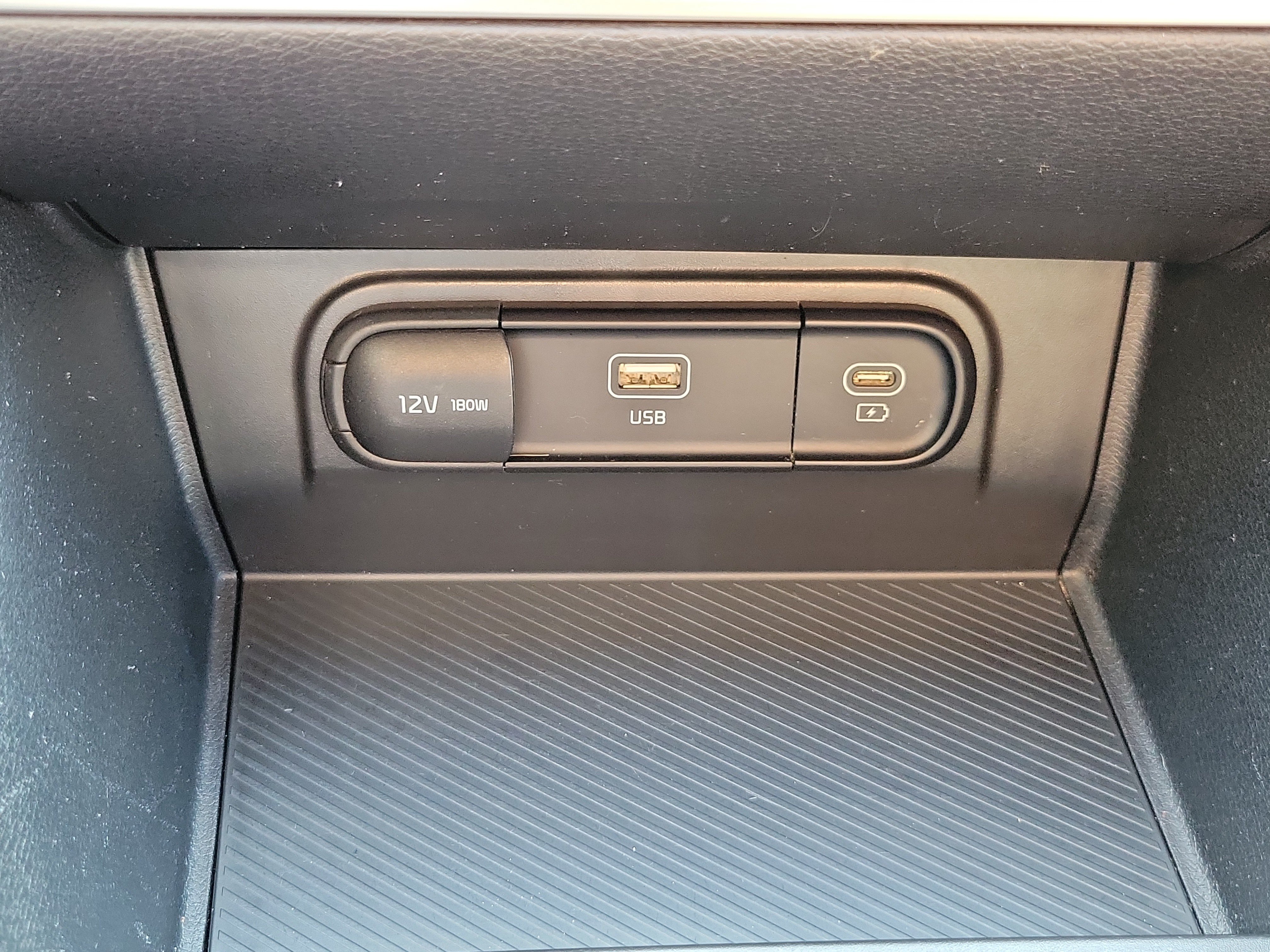 Certified 2023 Kia Sportage LX FWD image 34