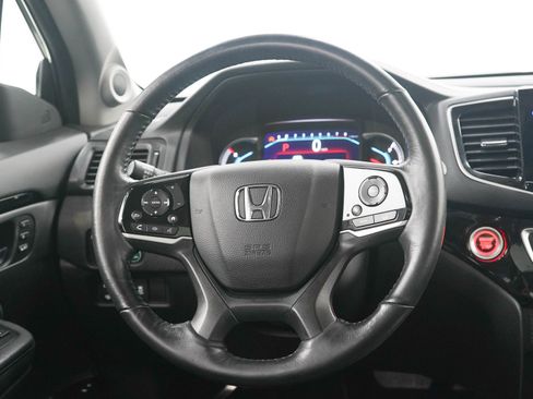 Used 2019 Honda Pilot Touring image 20