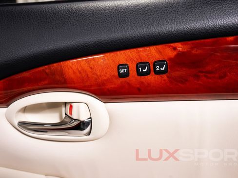 Used 2008 Lexus SC 430 Convertible RWD image 57