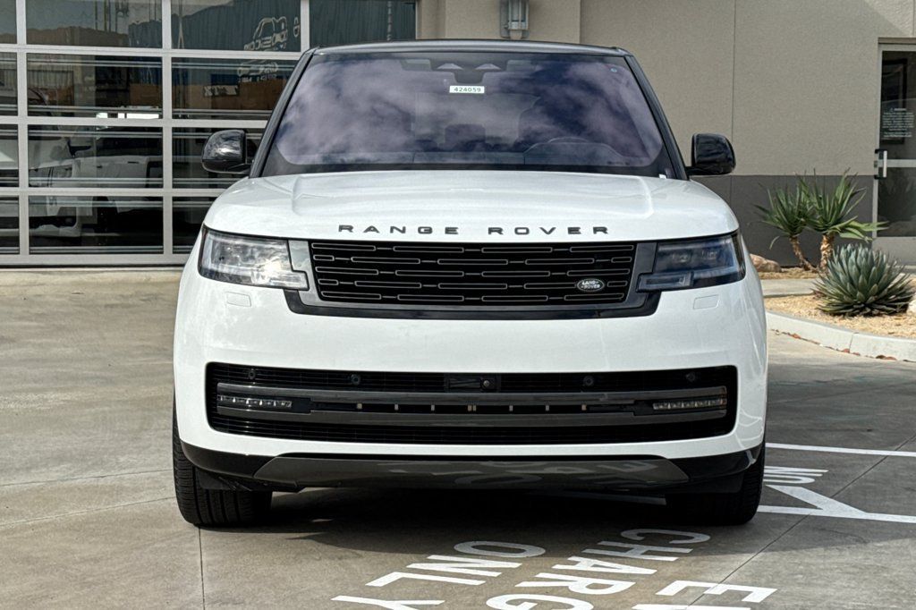 Used 2023 Land Rover Range Rover SE AWD/4WD image 11