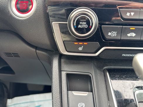 Used 2019 Honda CR-V EX image 6