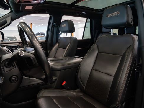 Used 2021 Chevrolet Tahoe High Country w/ Premium Package AWD/4WD image 20