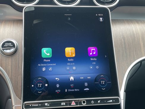 Certified 2025 Mercedes-Benz GLC 300 image 32