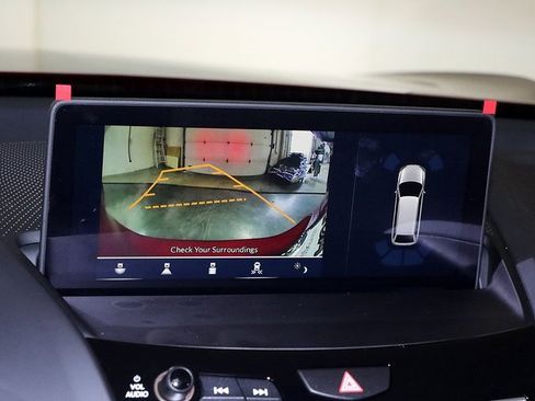 Certified 2025 Acura RDX w/ Technology Package image 19