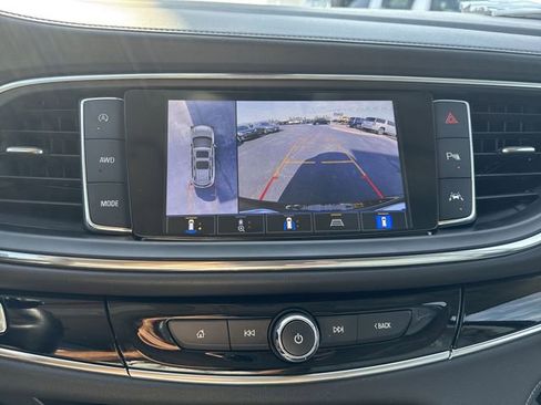 Used 2022 Buick Enclave Avenir w/ Avenir Technology Package AWD/4WD image 25