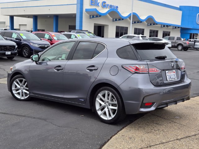 Used 2017 Lexus CT 200h FWD image 6