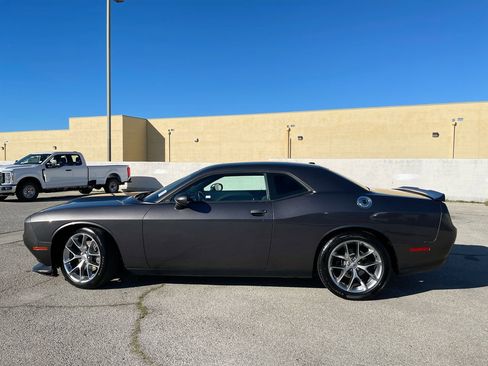 Used 2020 Dodge Challenger GT image 4