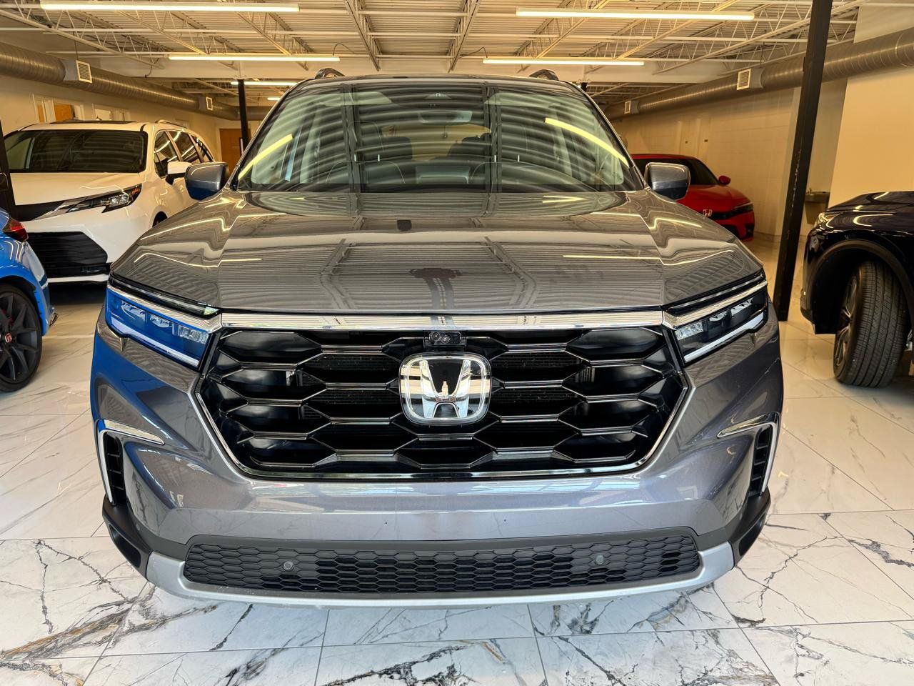 Used 2023 Honda Pilot Elite image 2