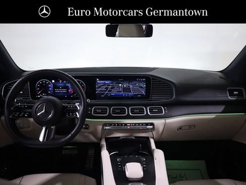 Used 2025 Mercedes-Benz GLS 450 4MATIC w/ AMG Line Exterior image 50