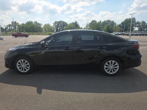 Used 2024 Kia Forte LX FWD image 13
