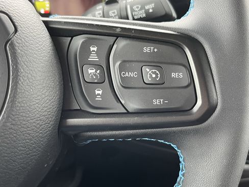 Used 2024 Jeep Wrangler Unlimited Rubicon 4xe w/ Convenience Group image 23