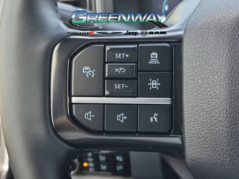 Used 2026 Ford F250 Platinum AWD/4WD image 22