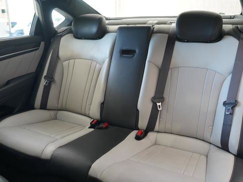 Used 2018 Genesis G80 3.3T Sport RWD image 35