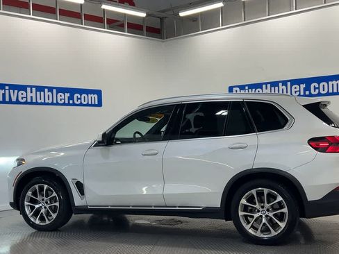 Used 2024 BMW X5 xDrive40i w/ Premium Package AWD/4WD image 5