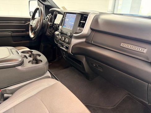 Used 2024 RAM 2500 Big Horn AWD/4WD image 11