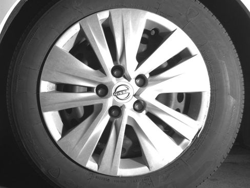 Used 2025 Nissan Sentra S image 12