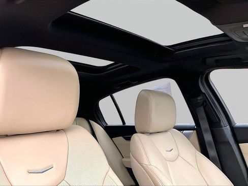 Used 2022 Cadillac CT5 Premium Luxury AWD/4WD image 29