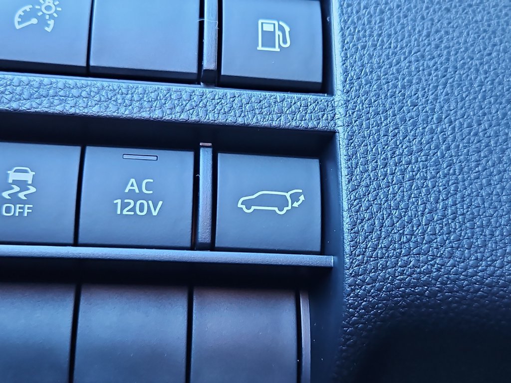 New 2026 Toyota 4Runner TRD Sport Premium AWD/4WD image 17