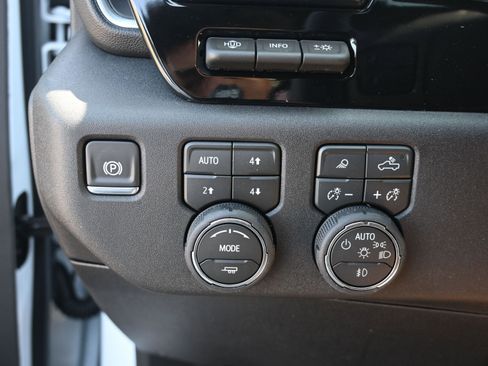 New 2026 Chevrolet Silverado 3500 High Country w/ High Country Premium Package AWD/4WD image 39