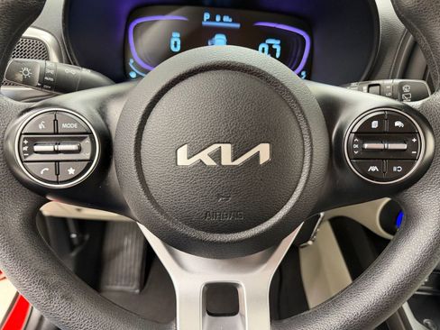 Used 2023 Kia Soul LX FWD image 20