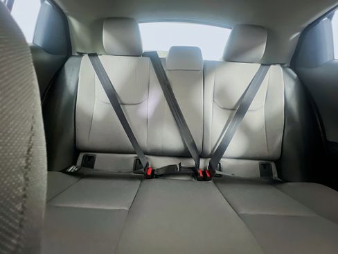 Used 2025 Toyota Prius LE FWD image 33