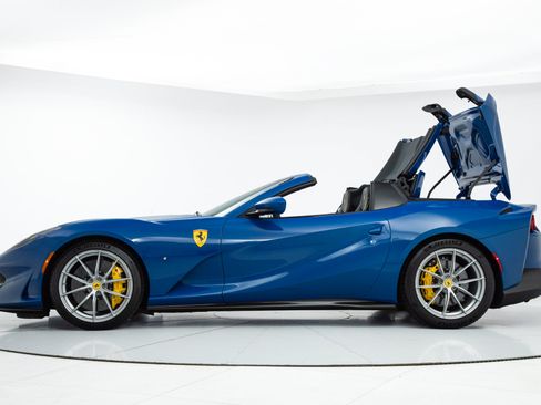 Certified 2021 Ferrari 812 GTS RWD image 20