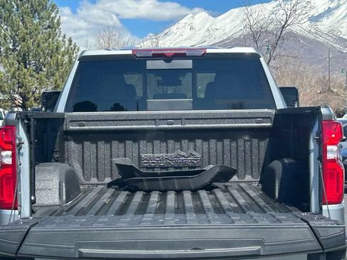 Used 2024 Chevrolet Silverado 1500 High Country w/ High Country Premium Package AWD/4WD image 6