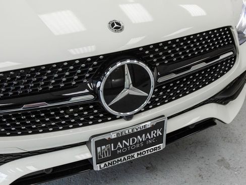 Used 2021 Mercedes-Benz GLC 300 4MATIC Coupe image 10