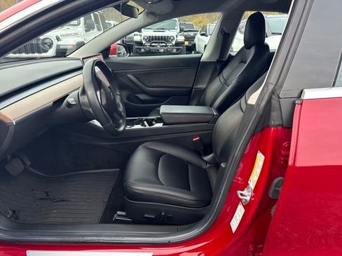 Used 2018 Tesla Model 3 Long Range image 14