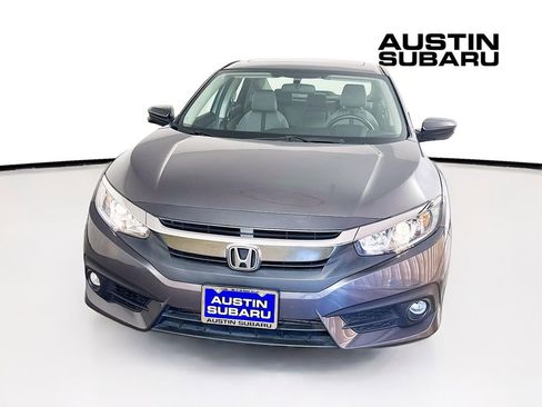 Used 2018 Honda Civic EX-T image 2