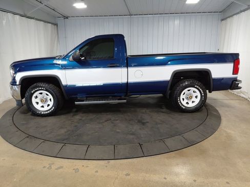 Used 2016 GMC Sierra 1500 4x4 Regular Cab w/ Sierra Convenience Package image 2
