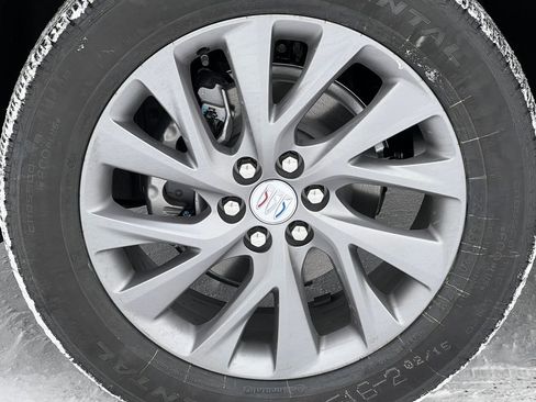 New 2026 Buick Enclave Preferred image 9