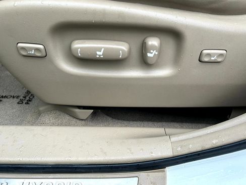 Used 2008 Toyota Highlander Limited image 12