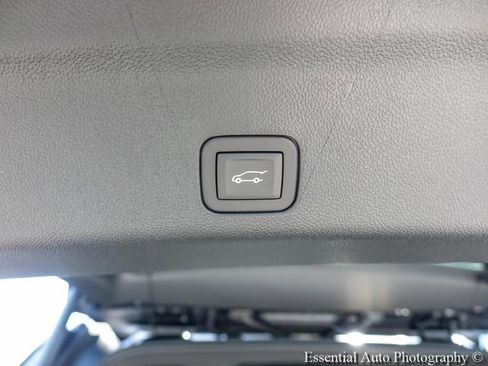 New 2026 GMC Yukon Denali Ultimate AWD/4WD image 25