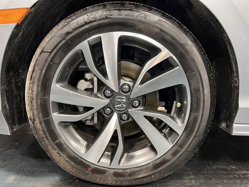 Used 2023 Honda Odyssey Touring image 29