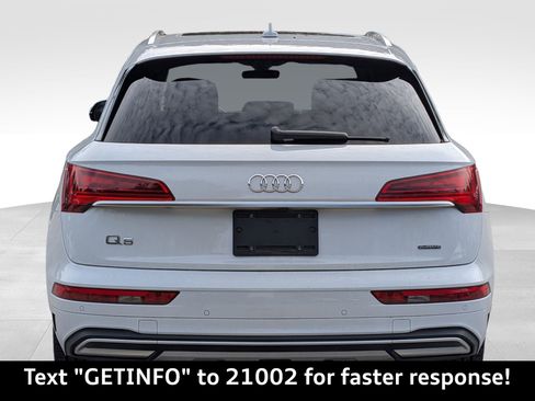 Used 2021 Audi Q5 2.0T Premium Plus w/ Premium Plus Package image 3