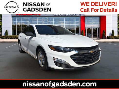 Used 2023 Chevrolet Malibu LS FWD image 1