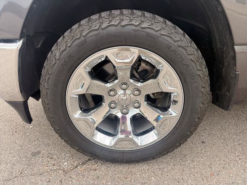 Used 2020 RAM 1500 Big Horn AWD/4WD image 9
