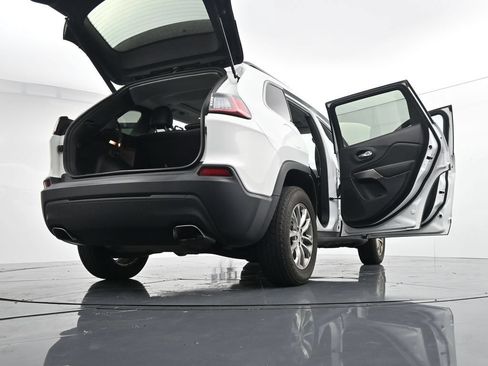 Used 2022 Jeep Cherokee Latitude Lux w/ Sun & Sound Group AWD/4WD image 30