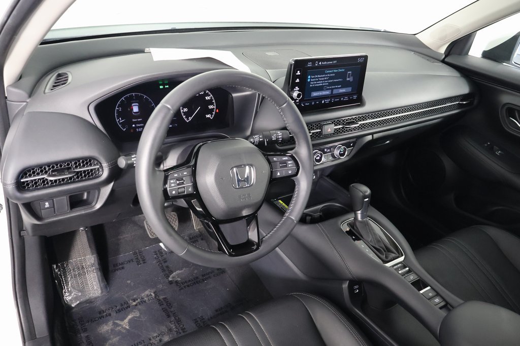 Used 2024 Honda HR-V EX-L image 7