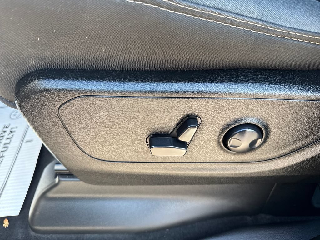 Used 2023 RAM 1500 Big Horn AWD/4WD image 14
