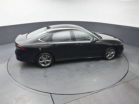 Used 2023 Honda Accord EX-L image 38