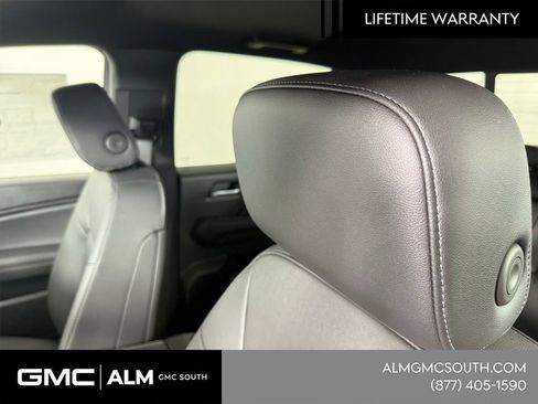 New 2026 GMC Canyon Elevation w/ Convenience Package image 16