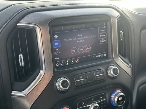 Used 2020 GMC Sierra 3500 Denali image 9