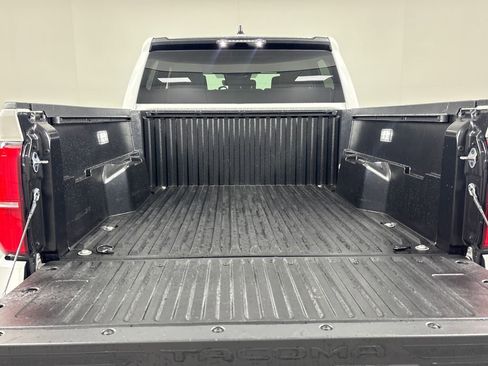 Certified 2025 Toyota Tacoma SR5 RWD image 32