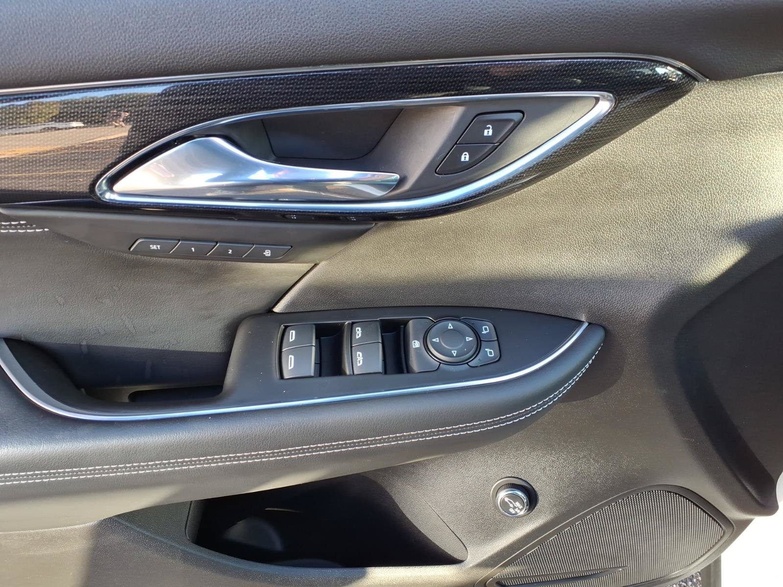 Used 2023 Buick Envision Essence AWD/4WD image 14