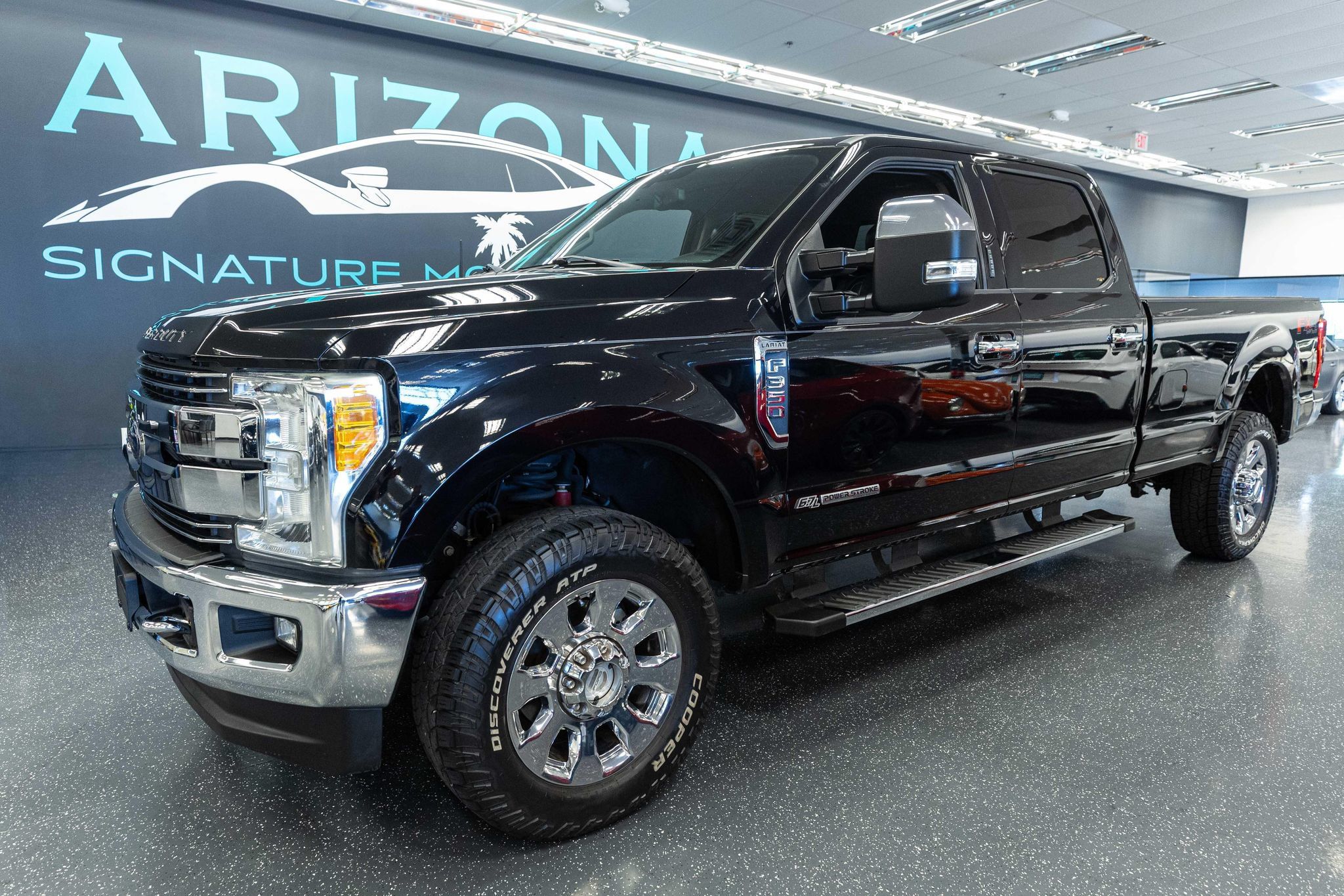 Used 2017 Ford F350 Lariat w/ Chrome Package AWD/4WD image 1